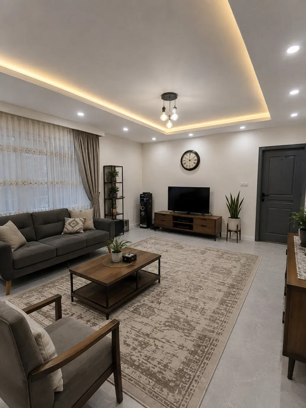 اپارتمان بازسازی شده_ صیاد شیرازی_ ۱۰۵ متری