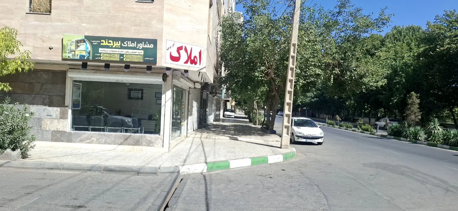 25متر مغازه سر نبش