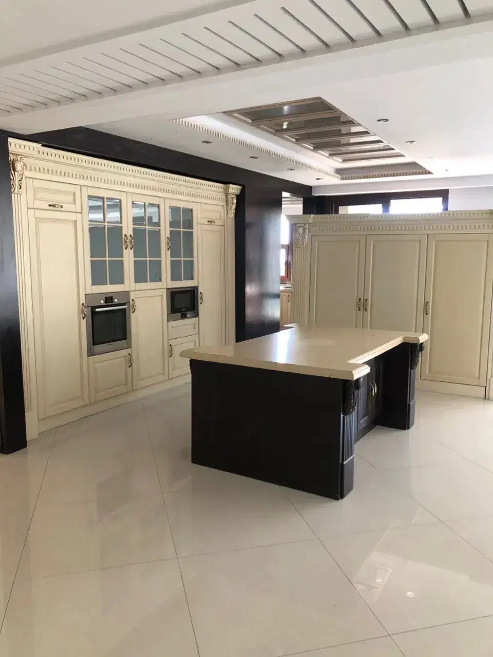 آپارتمان ۶۸متری .  سندار _با اقساط. مارلیک