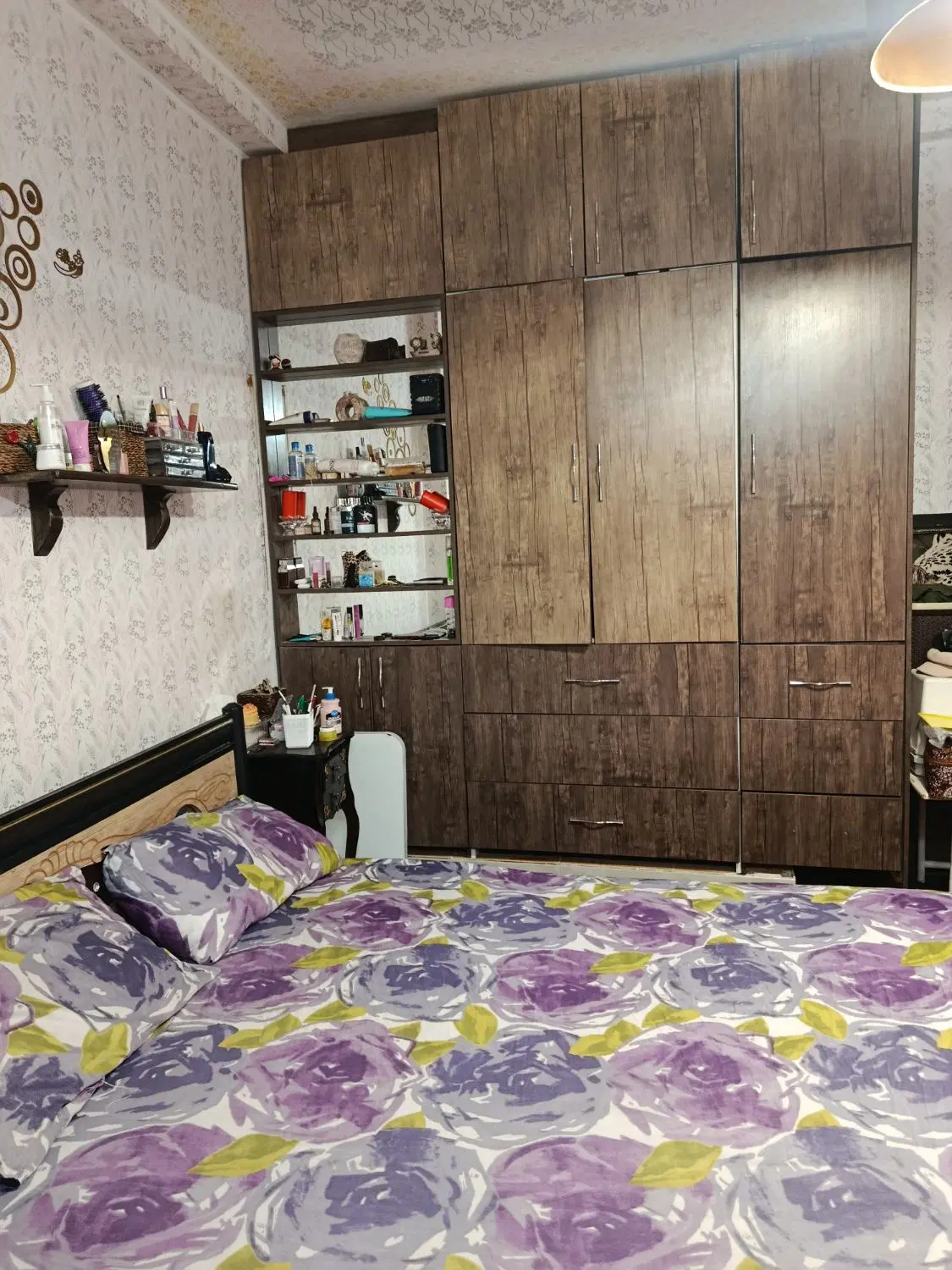 آپارتمان ۸۵ متری تمیز با پارکینگ مسقف