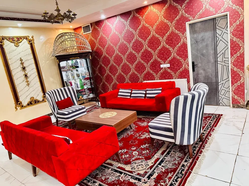 باغ ویلای VIP با استخر سرپوشیده و فضای بزرگ