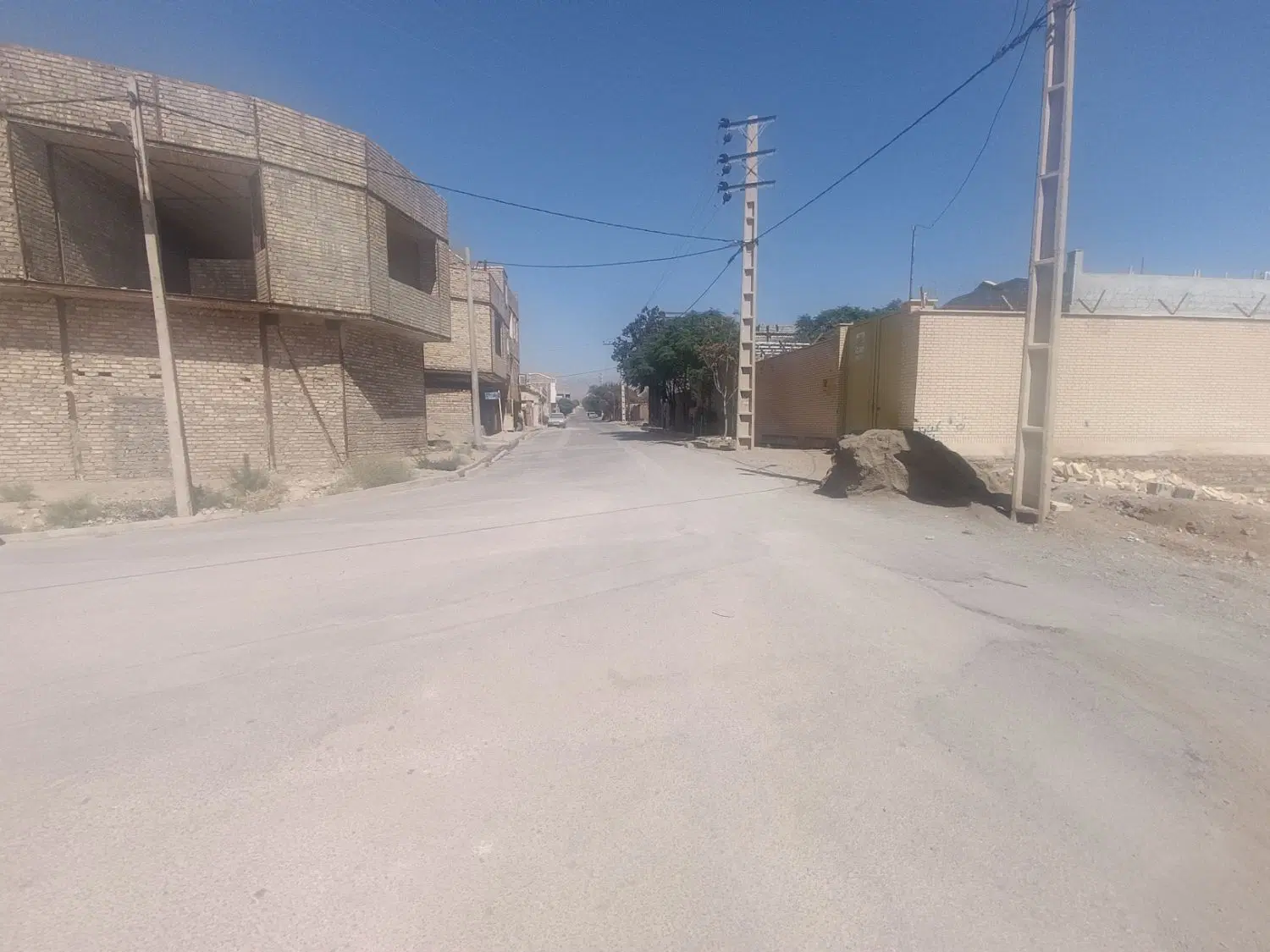 زمین 160 متری