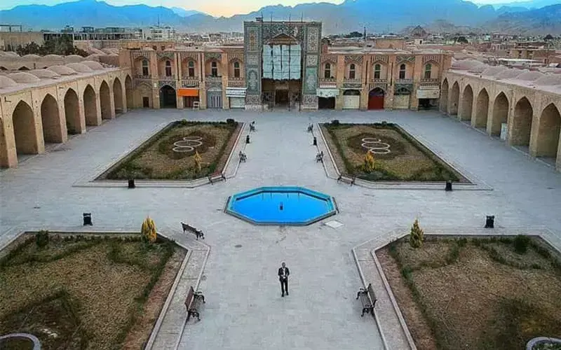 مغازه اجاره ای در بازار جهت طلا فروشی