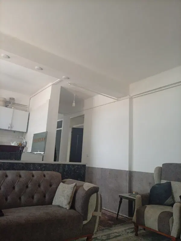 یک عدد منزل مسکونی