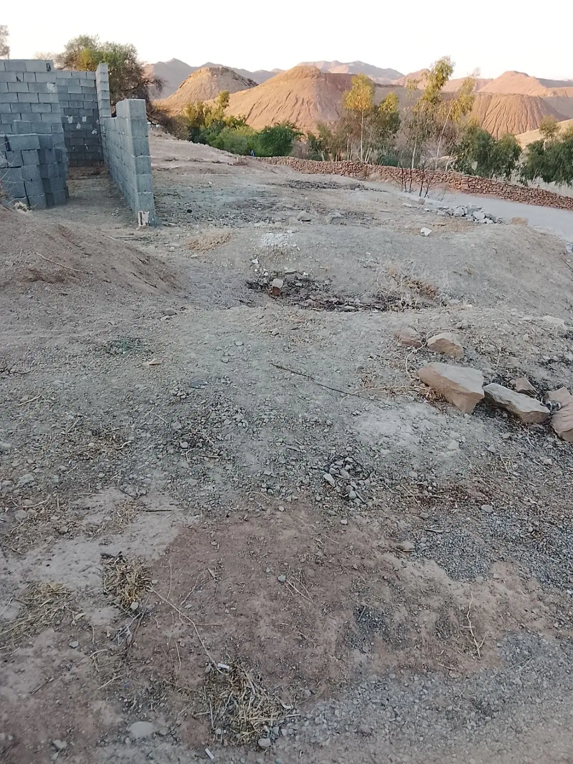 منزل نیم کاره قیمت مناسب 350زیرقیمت بازار