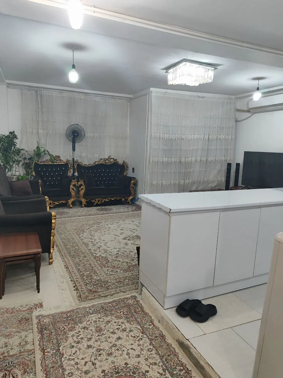 فروش اپارتمان چهار واحدی بنک  دوشنبه بازار
