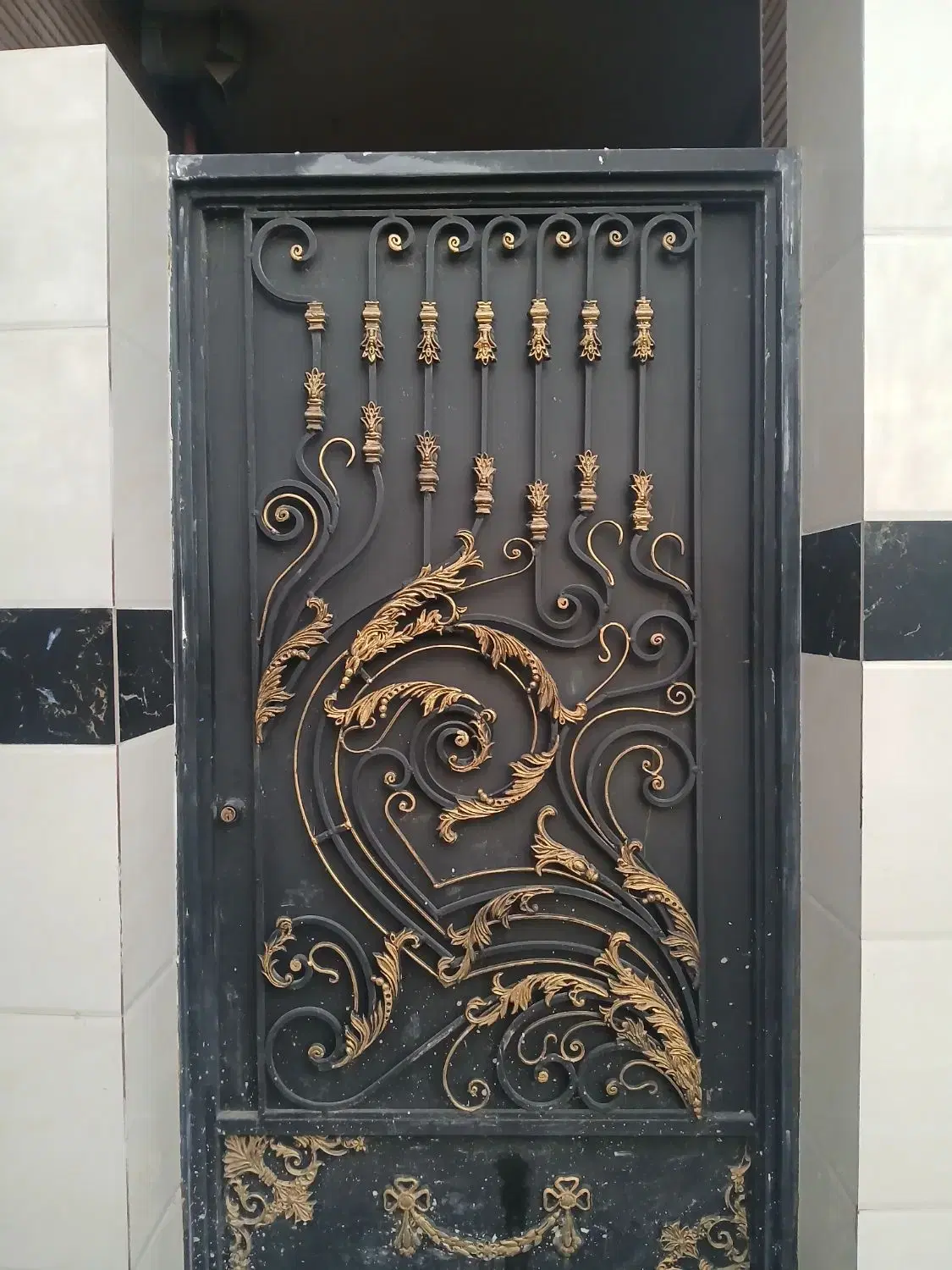 ویلااستخردار ساحلی نزدیک دریا مالک