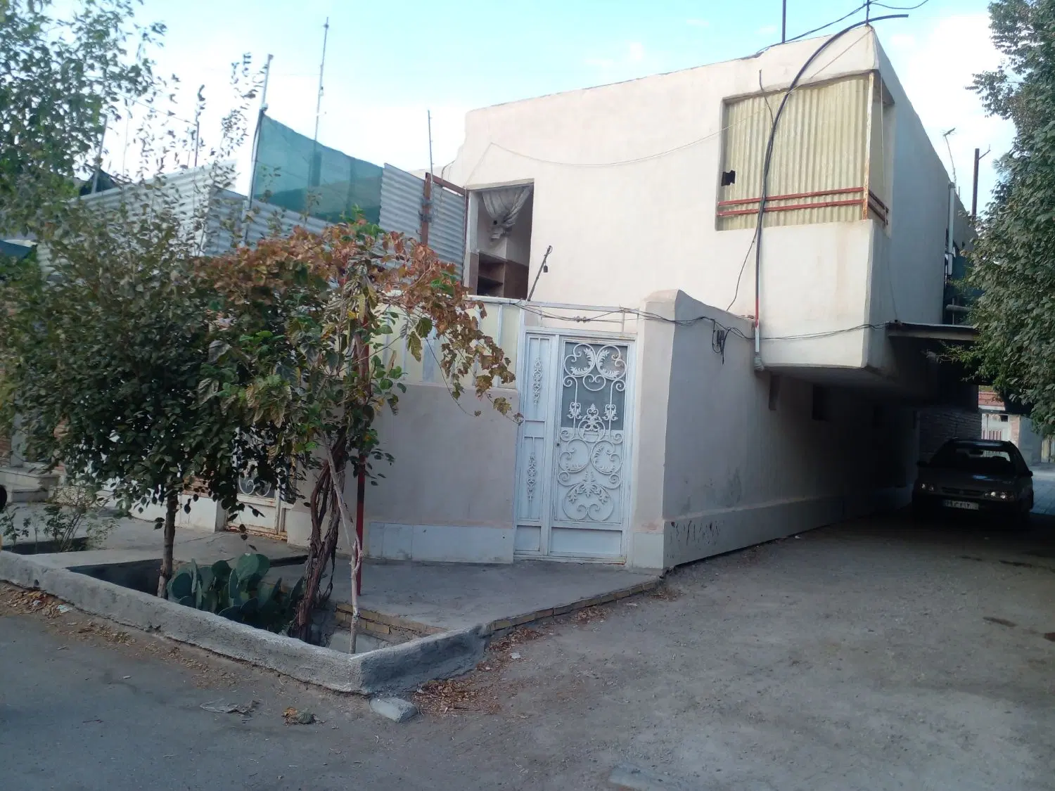 واحد ۷۰متری بالا دوبلیس میدان کشتی شهرک برق