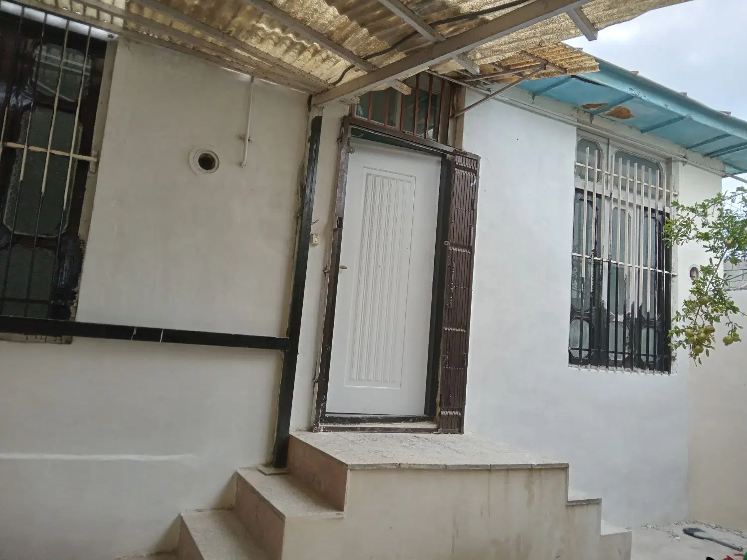 خانه ویلایی هم فروش هم اجاره