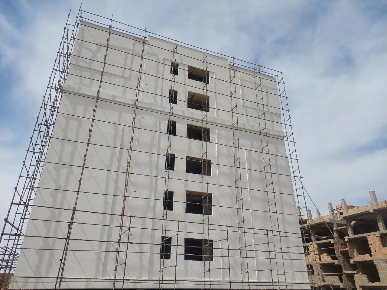 اپارتمان نوساز ۵۵ متری با امکانات سرمایه گذاری