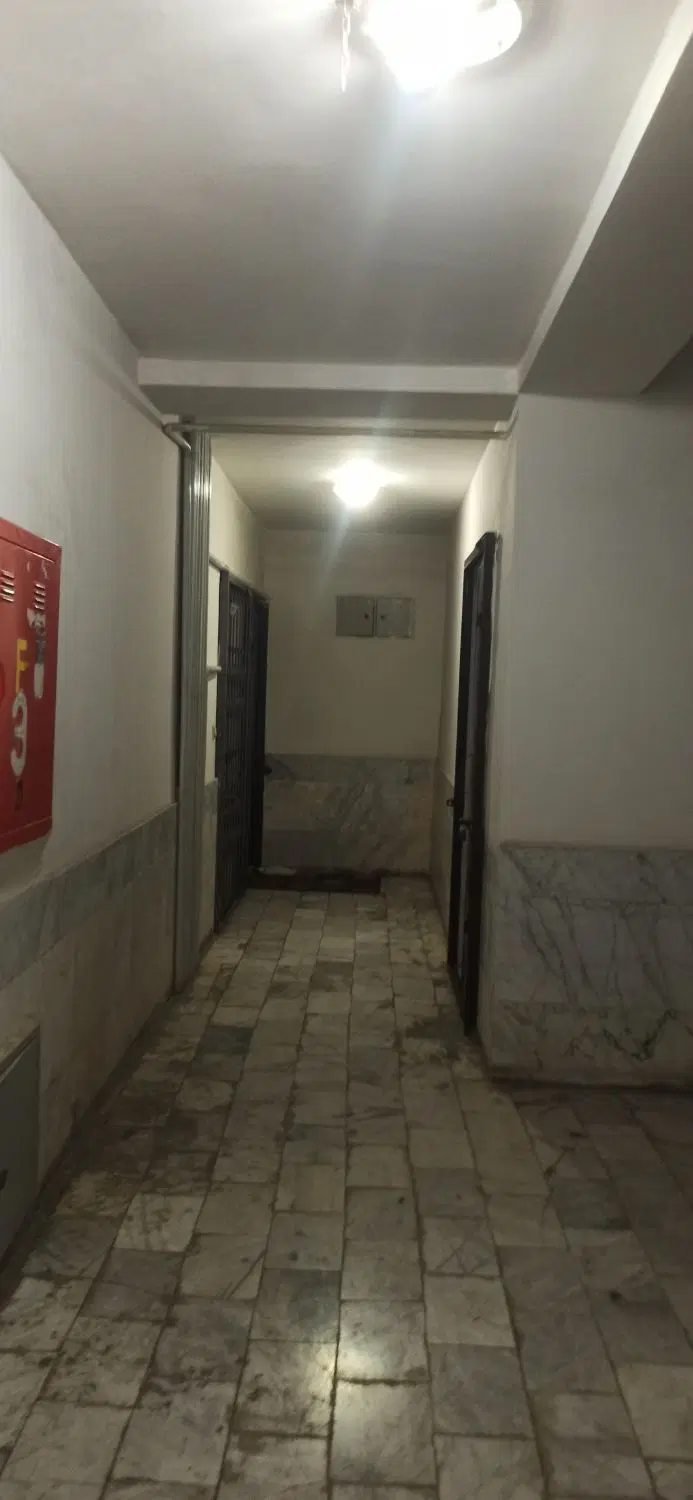 رهن کامل واحد۸۰متری