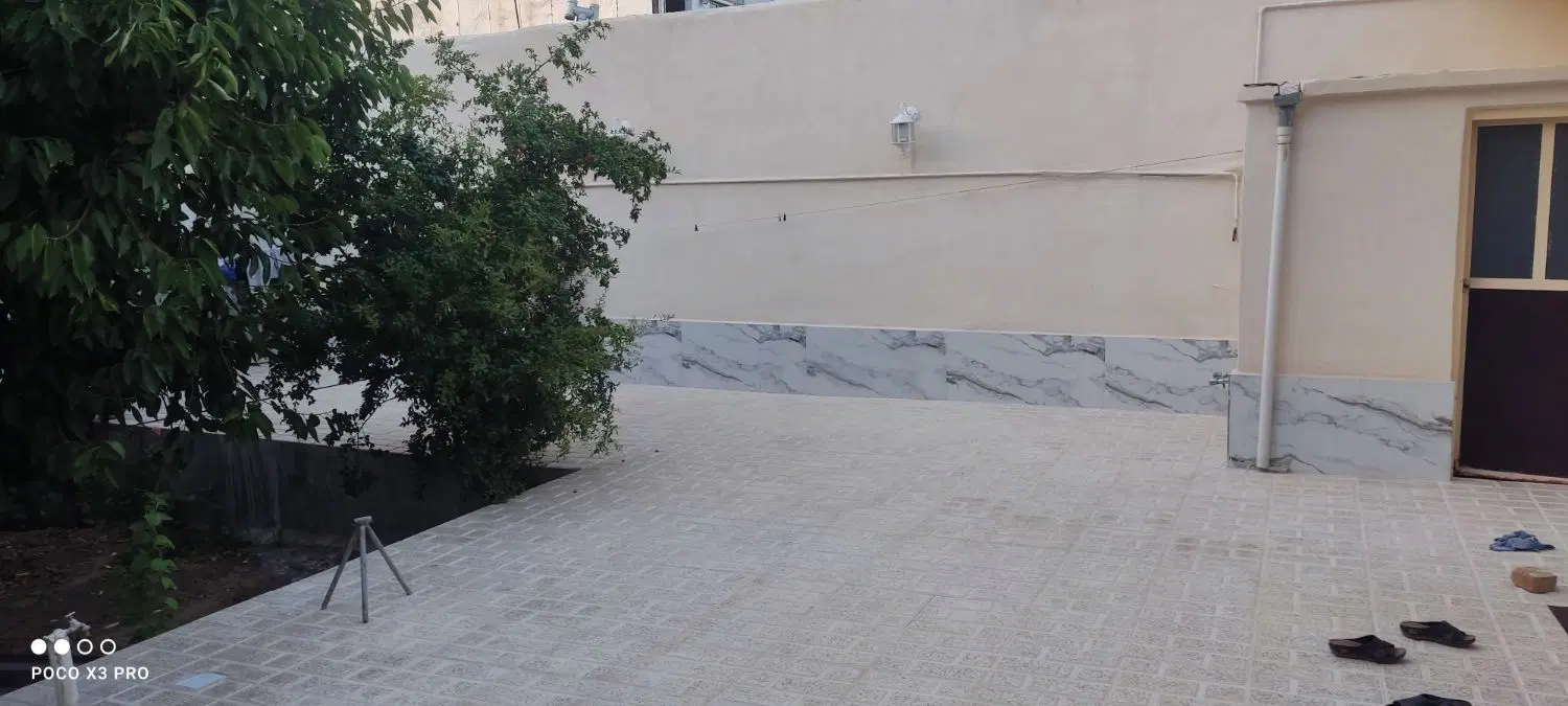 یک واحد خانه در خیابان علامه امینی