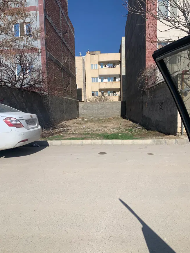 زمین ۲۰۰ متری سند دار   تختی
