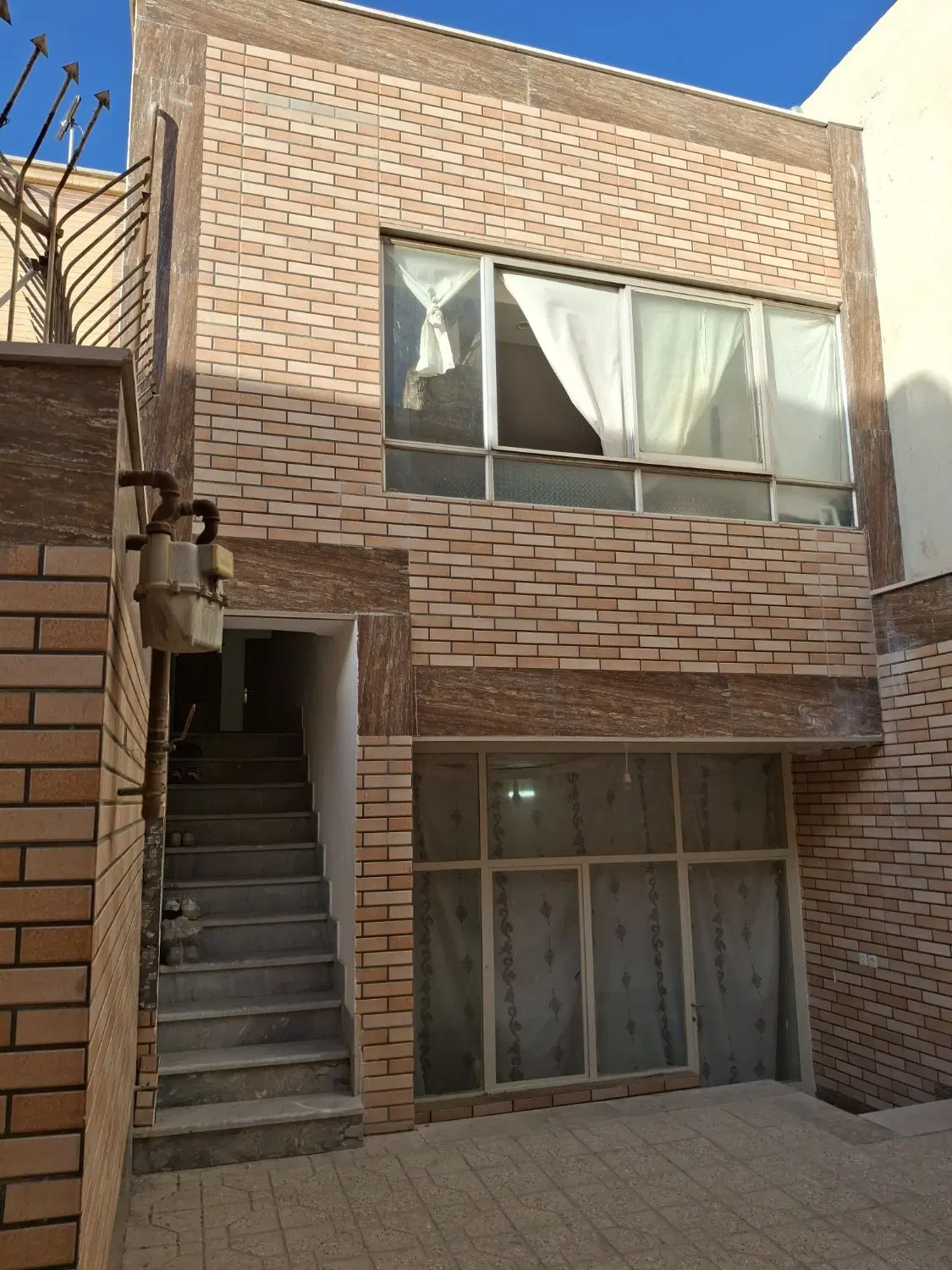 رهن واجاره منزل دوطبقه دربست
