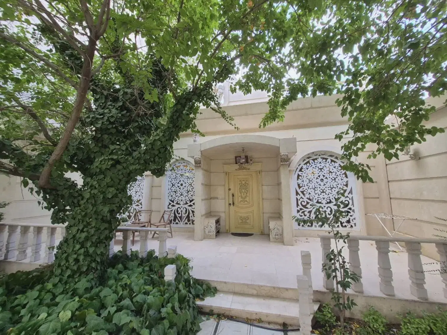 منزل ویلایی ۵۰۰ متری نوساز