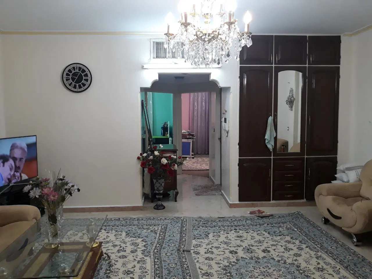 آپارتمان ۹۰ متری فلکه دوم مقداد