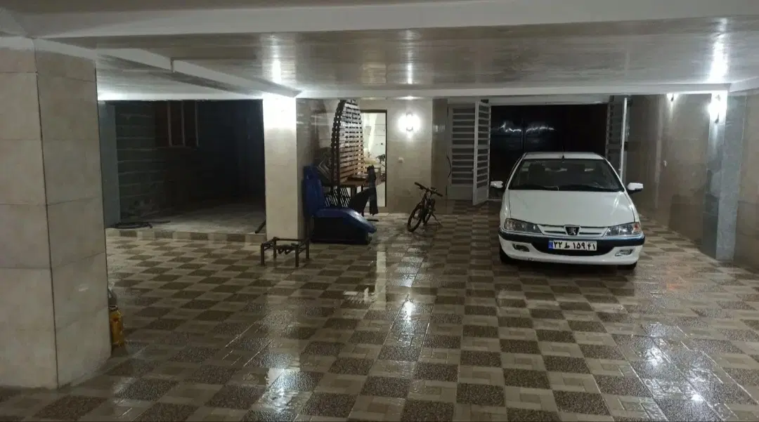 انبار یا پارکینگ