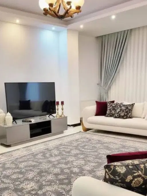 خانه در شهرک مدنی
