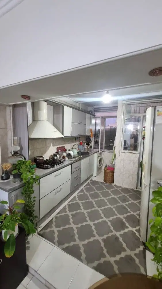 اجاره آپارتمان 60 متری تمیز  نورگیر روبه نما