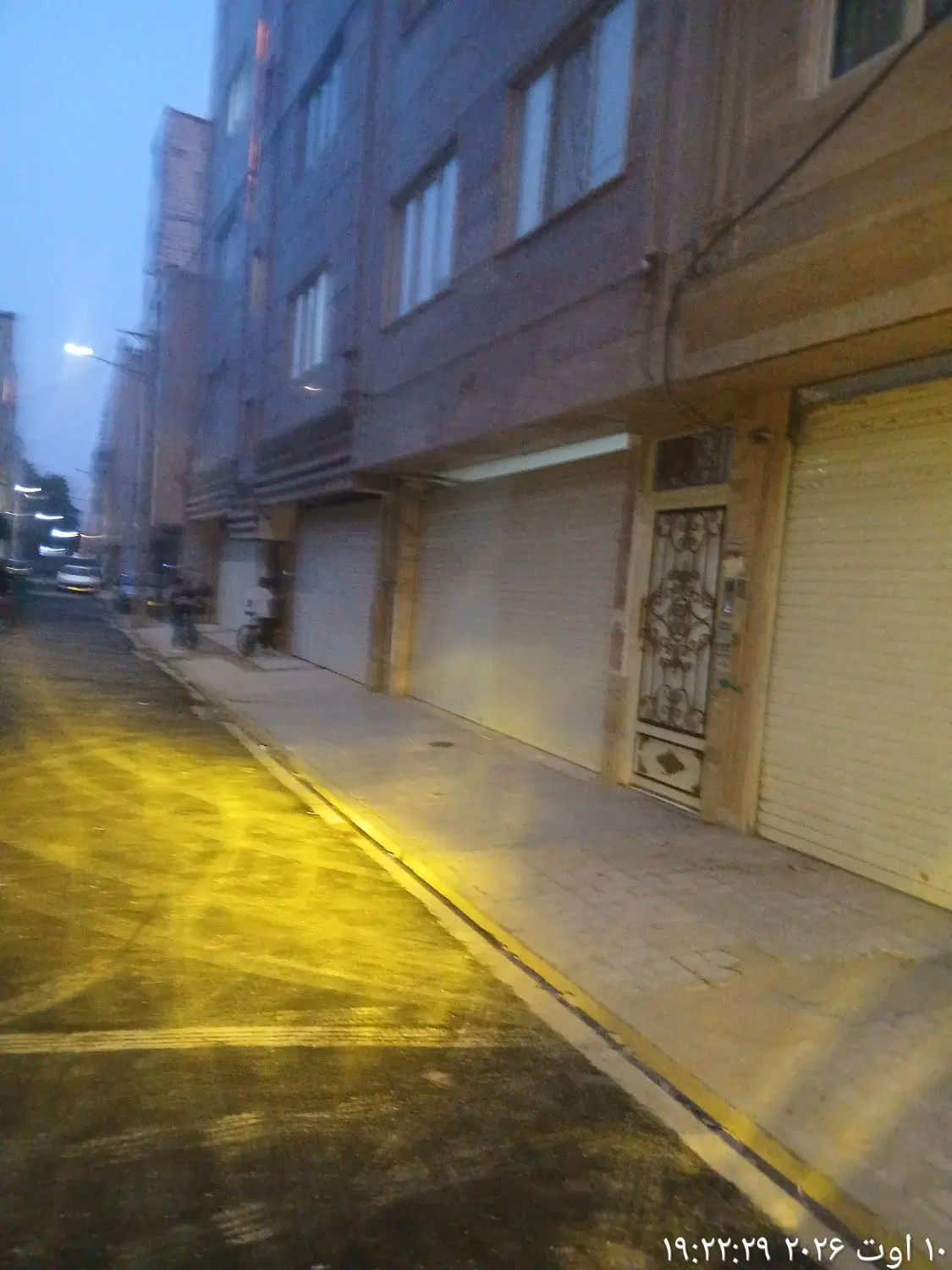 زمین چهار دیواری ۱۱۲ متری