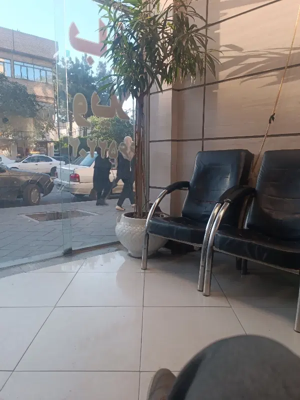 مغازه تجاری حاشیه خیابان ۲۰متری