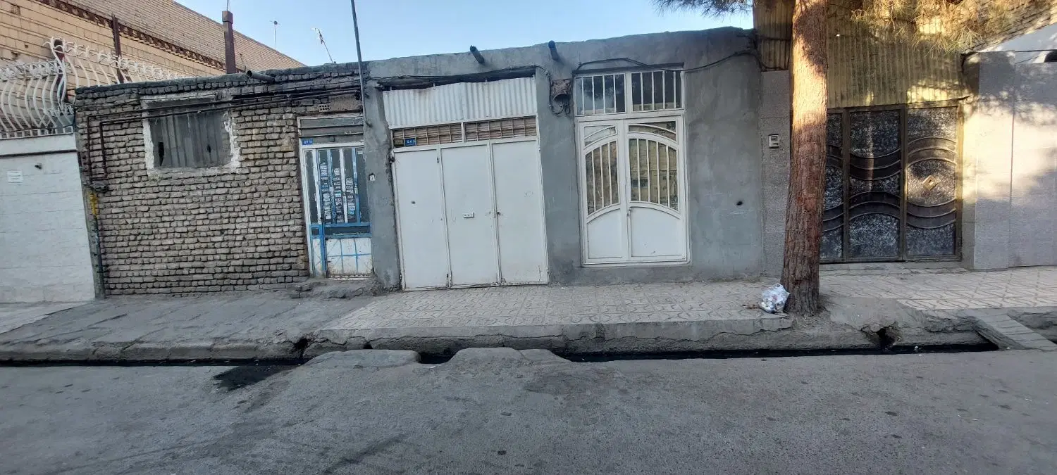 ویلایی دربست پارکینگ دار