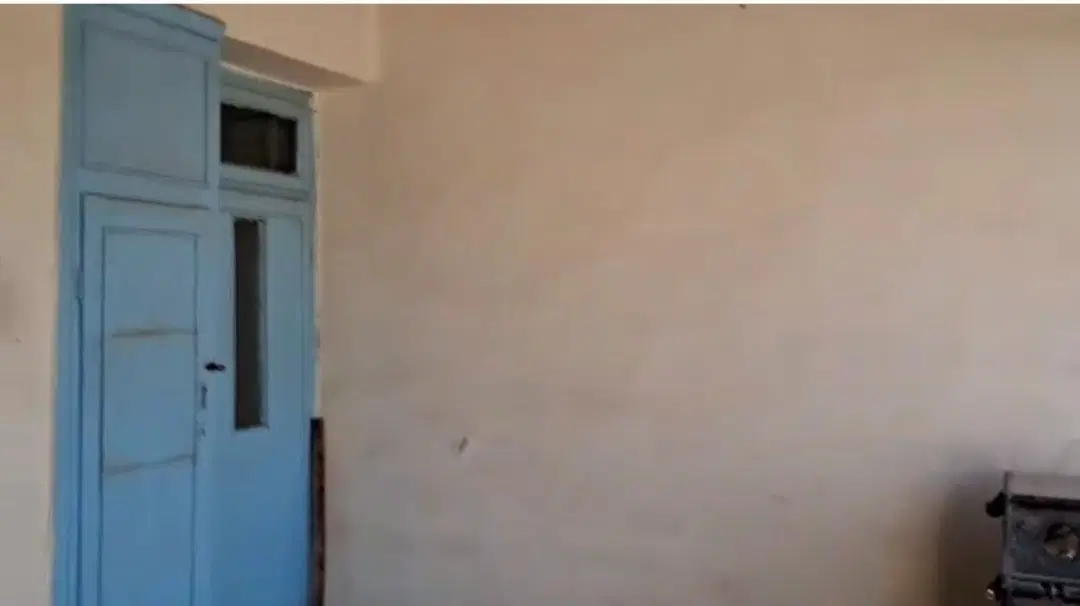 کلنگی ۲۳۰مترکل هواس سمت کوچه ساسان غلامی