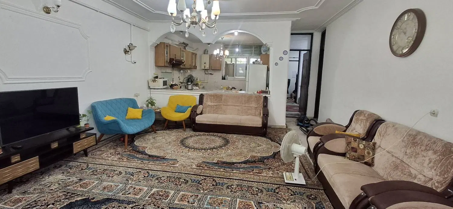 ۱۳۰ متر ویلایی_حیاط دار_ سنددار_دوبر