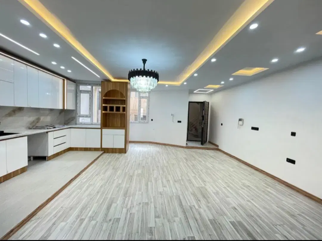 ۸۰متر _ سوپر لوکس _ ۲خواب_نورگیر بی‌نظیر