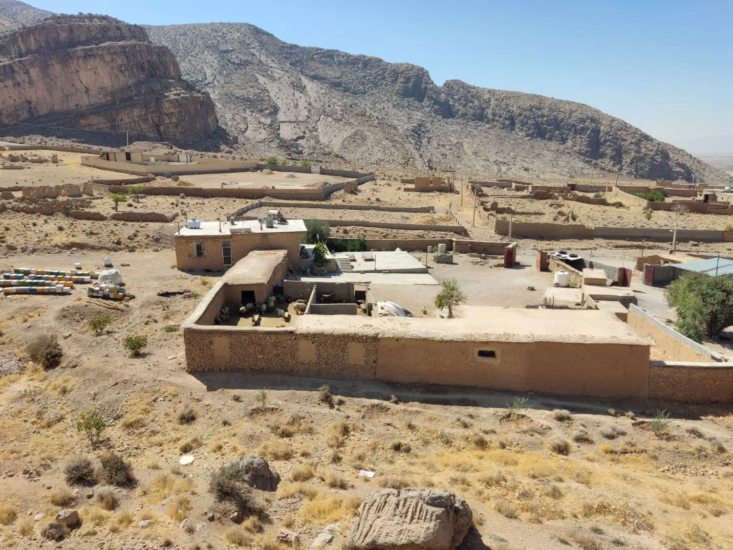 منزل مسکونی