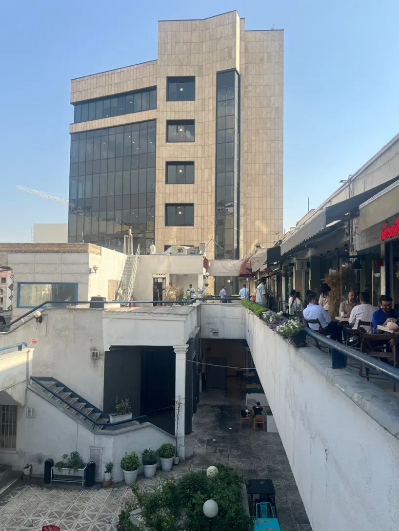 ۲۰متر مغازه مرکز خرید گاندی