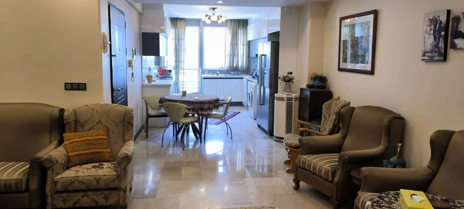 آپارتمان استخردار