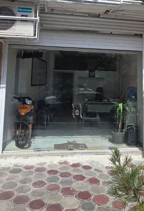 مغازه بر چمران
