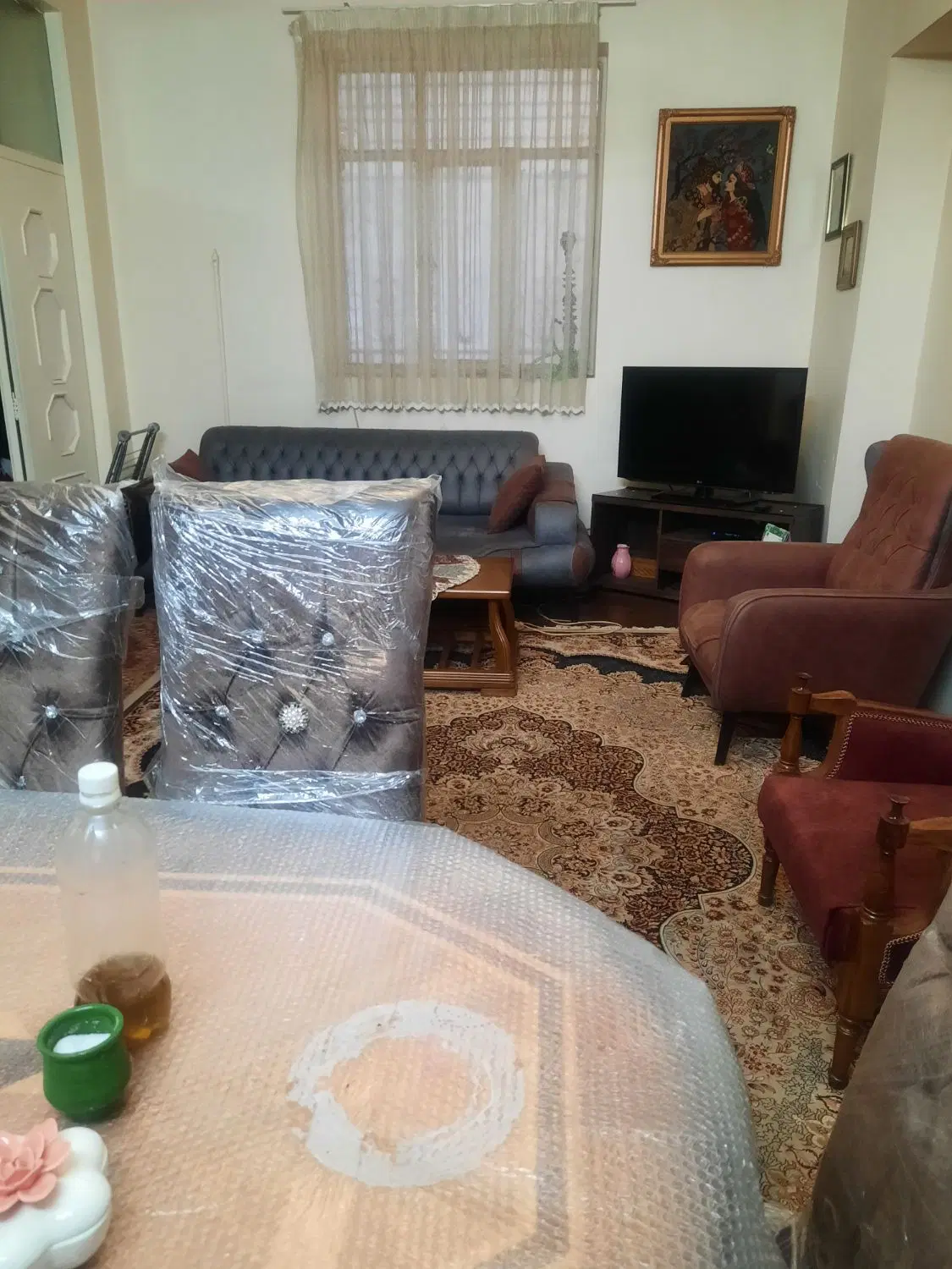 آپارتمان ۹۰ متری با حیاط