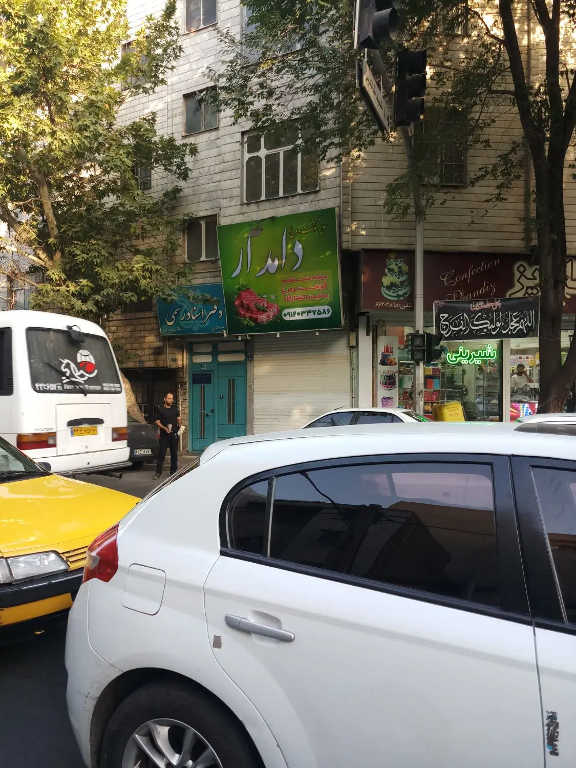 ۱۳متر نبش تقاطع شاندیزوپیغمبری