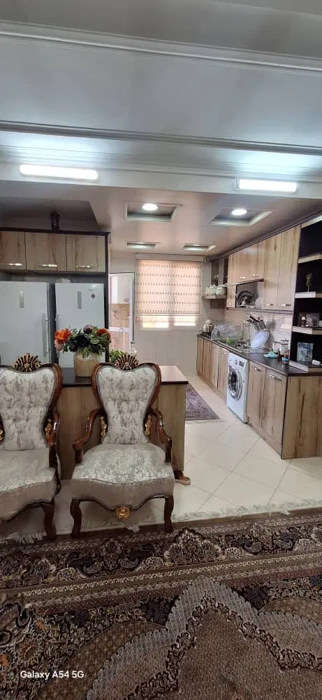 85متر خوش قیمت فول امکانات