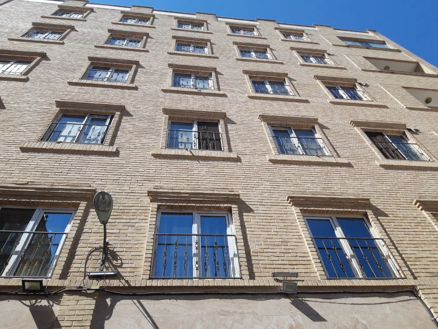 ۴۰۰متر مشارکت _۶۰ به ۴۰_اسکان_شهرآرا