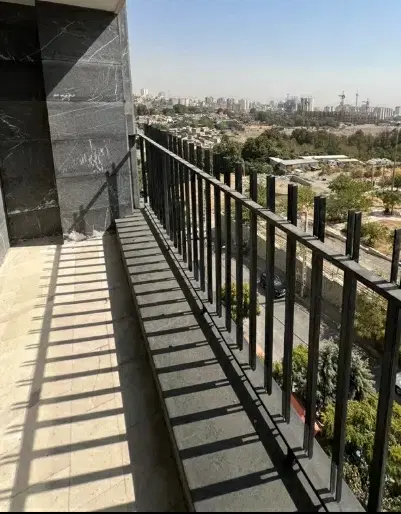 ۱۰۰متر آپارتمان بر محمودنژاد_قائم (معتبر و مطمئن)
