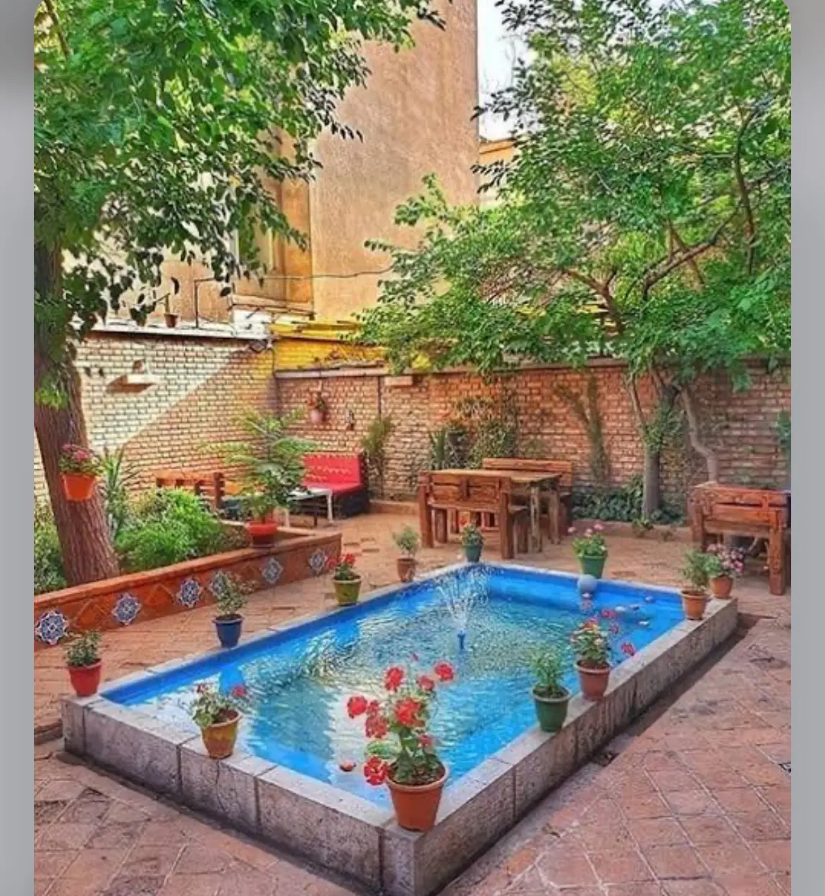ویلایی ۱۴۴ متر دارای۵سویبت۵۰متری