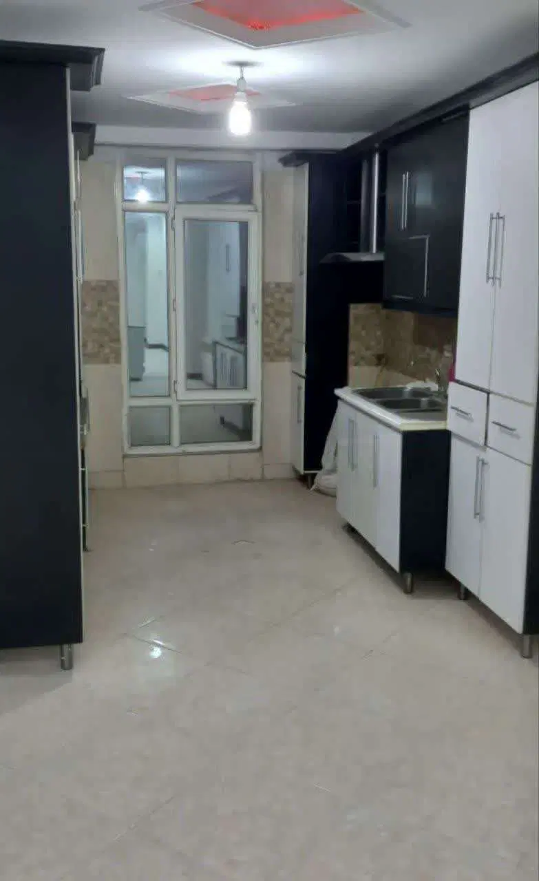 ۸۳ متر دو خواب فول امکانات ط ۲