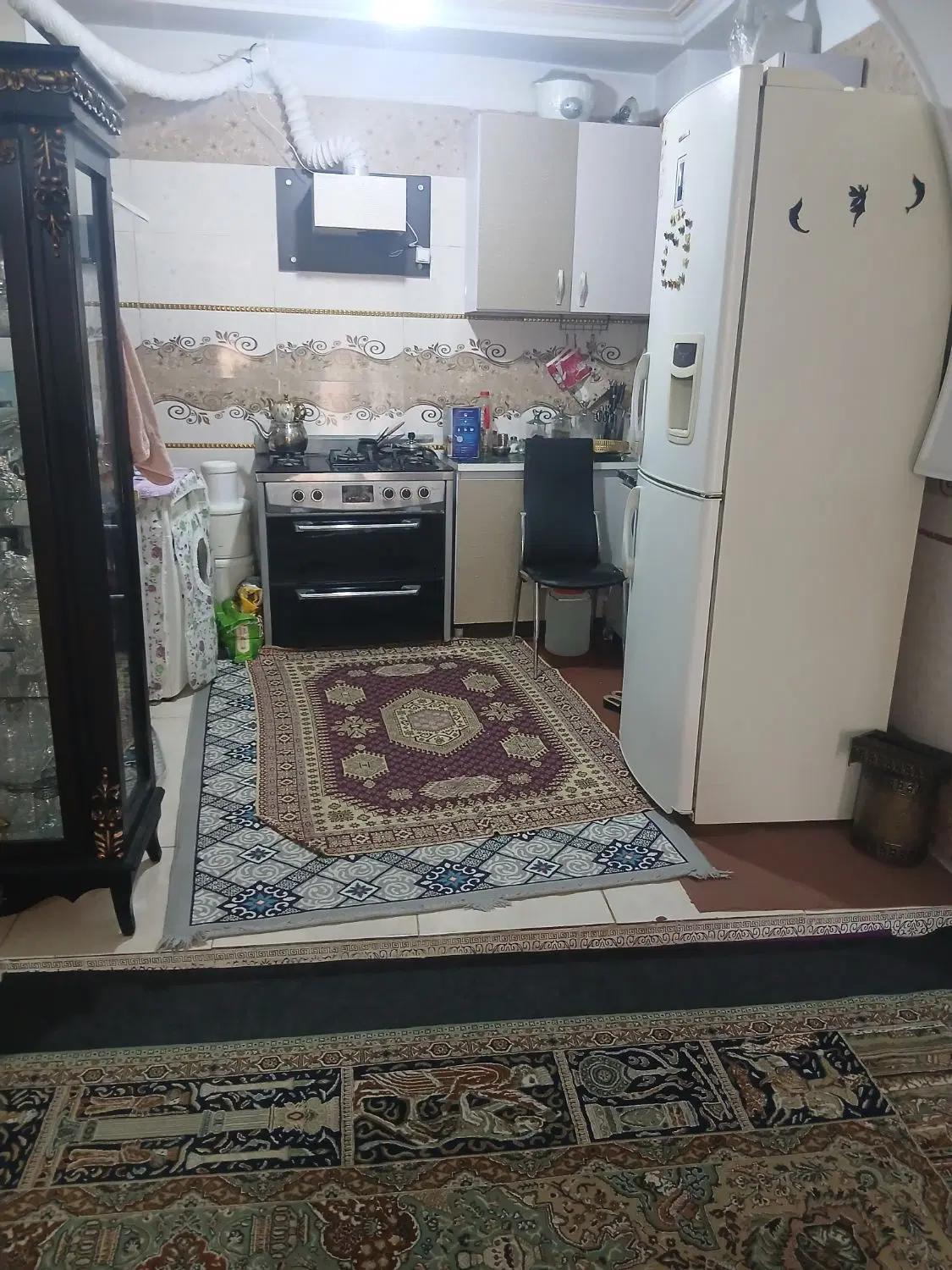 خانه ۶۰ متری طبقه ۲ بدونه آسانسور تک واحدی