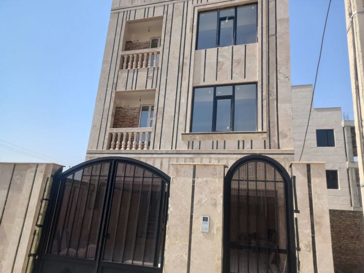 واحد۸۵متری نصرت اباد
