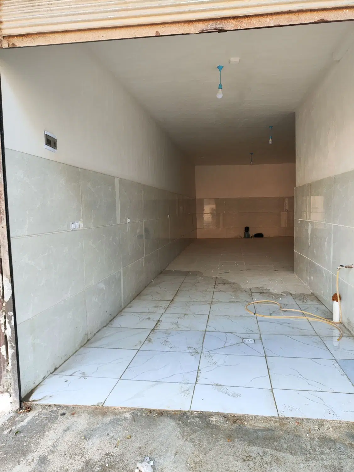 خانه ۷۰ متری دو طبقه پارکینگ دار میدان قلم