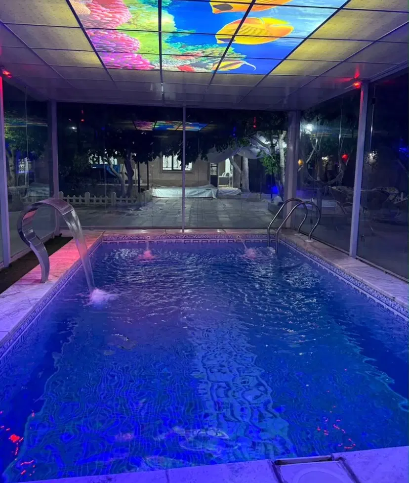 اجاره روزانه باغ ویلا استخردار