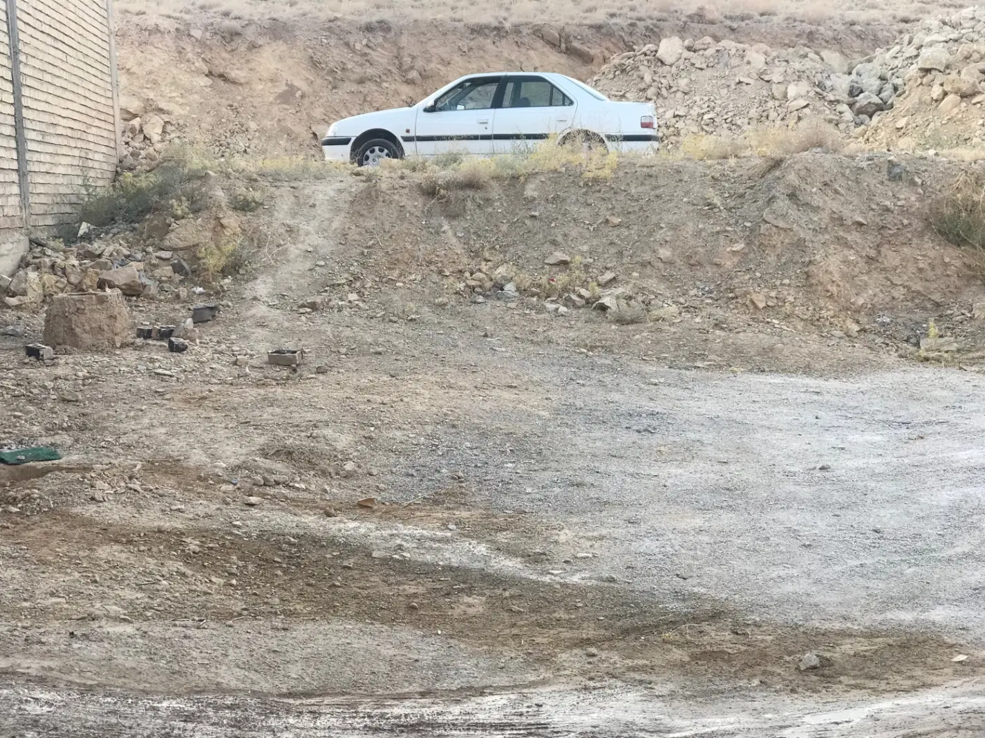 زمین مسکونی