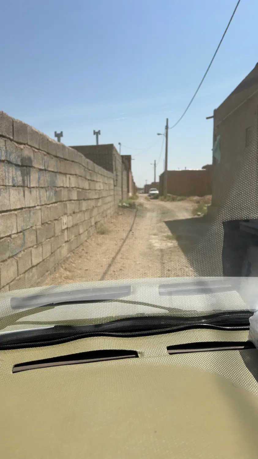 زمین باغین