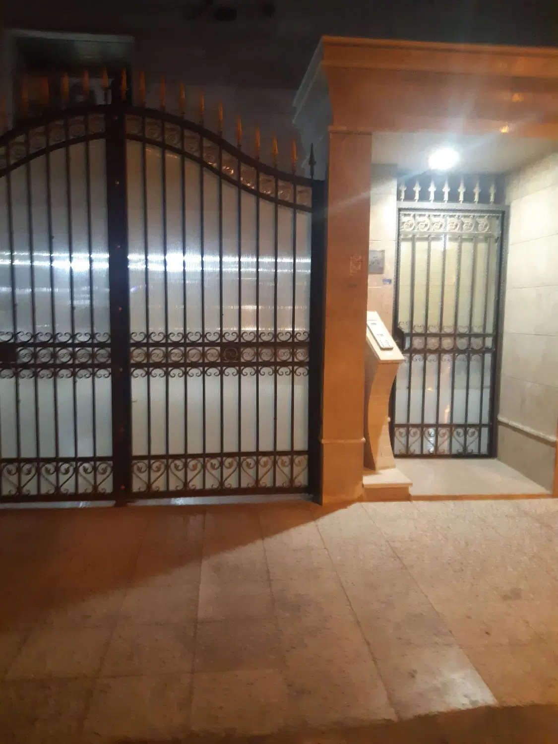فروش واحد دوخواب ۹۶ متری کوی نیایش