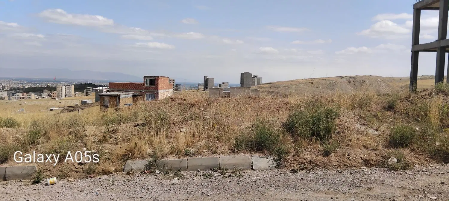 زمین مسکونی بهداری