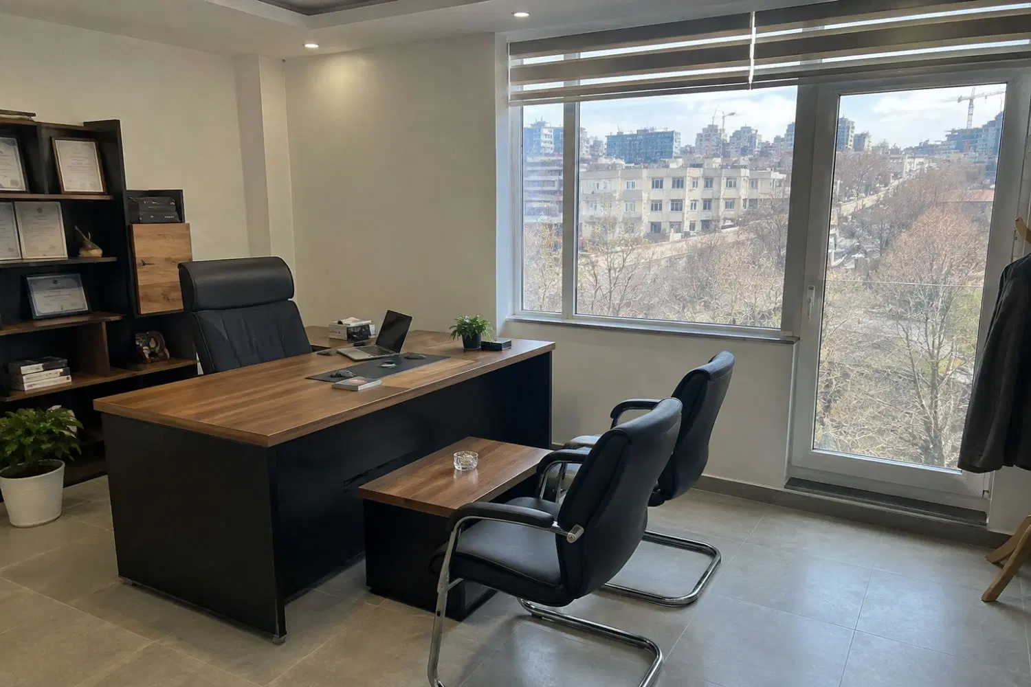 فروش واحد تجاری با موقعیت استثنایی