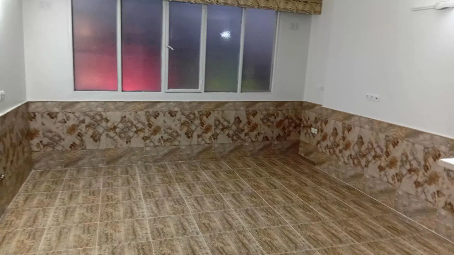 واحد آپارتمان بر ۲۰ متری توانیر